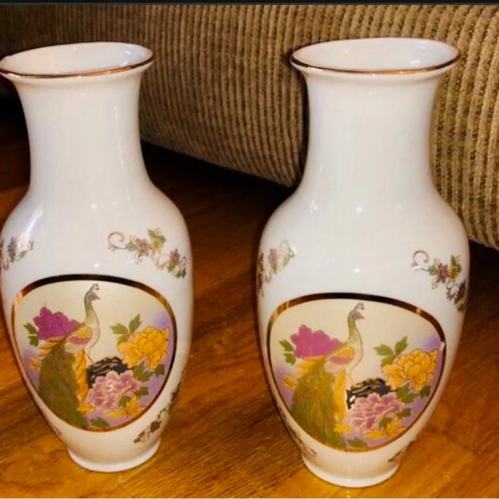 Fine China Peacock Pair Vases Porcelain Japan 8